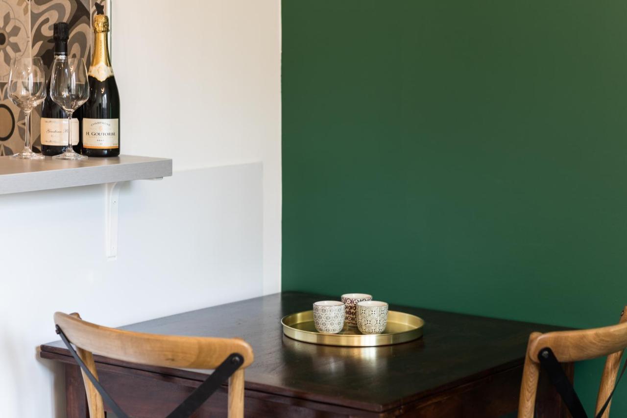 Beautiful Apartment In The Heart Of Niza Exterior foto