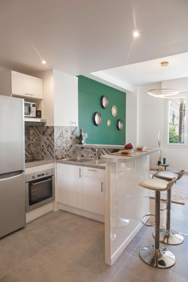 Beautiful Apartment In The Heart Of Niza Exterior foto