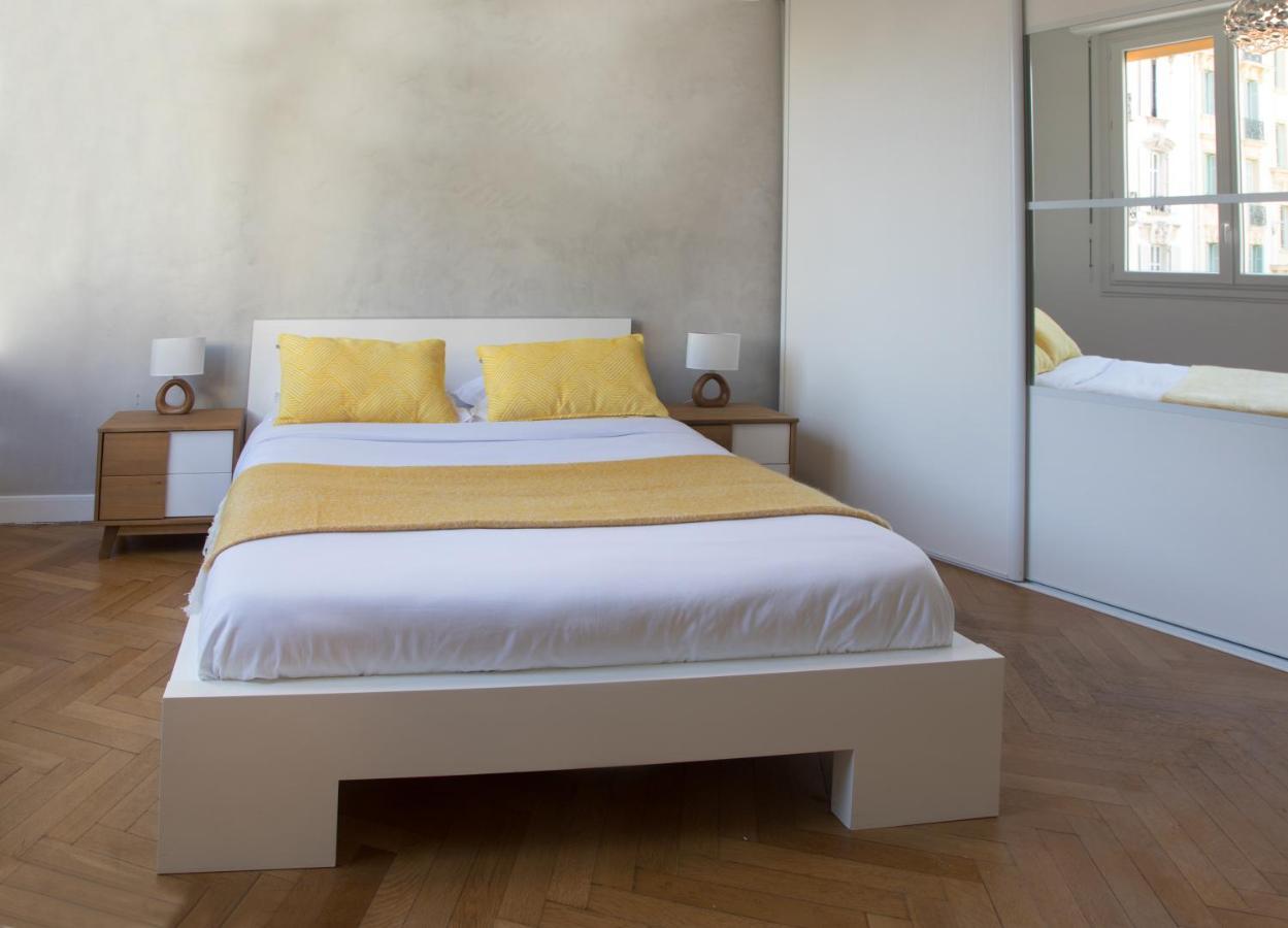 Beautiful Apartment In The Heart Of Niza Exterior foto